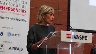 Elisa Núñez anima a fomentar la coordinació dels serveis públics i privats perquè el sector de les emergències avance en eficiència